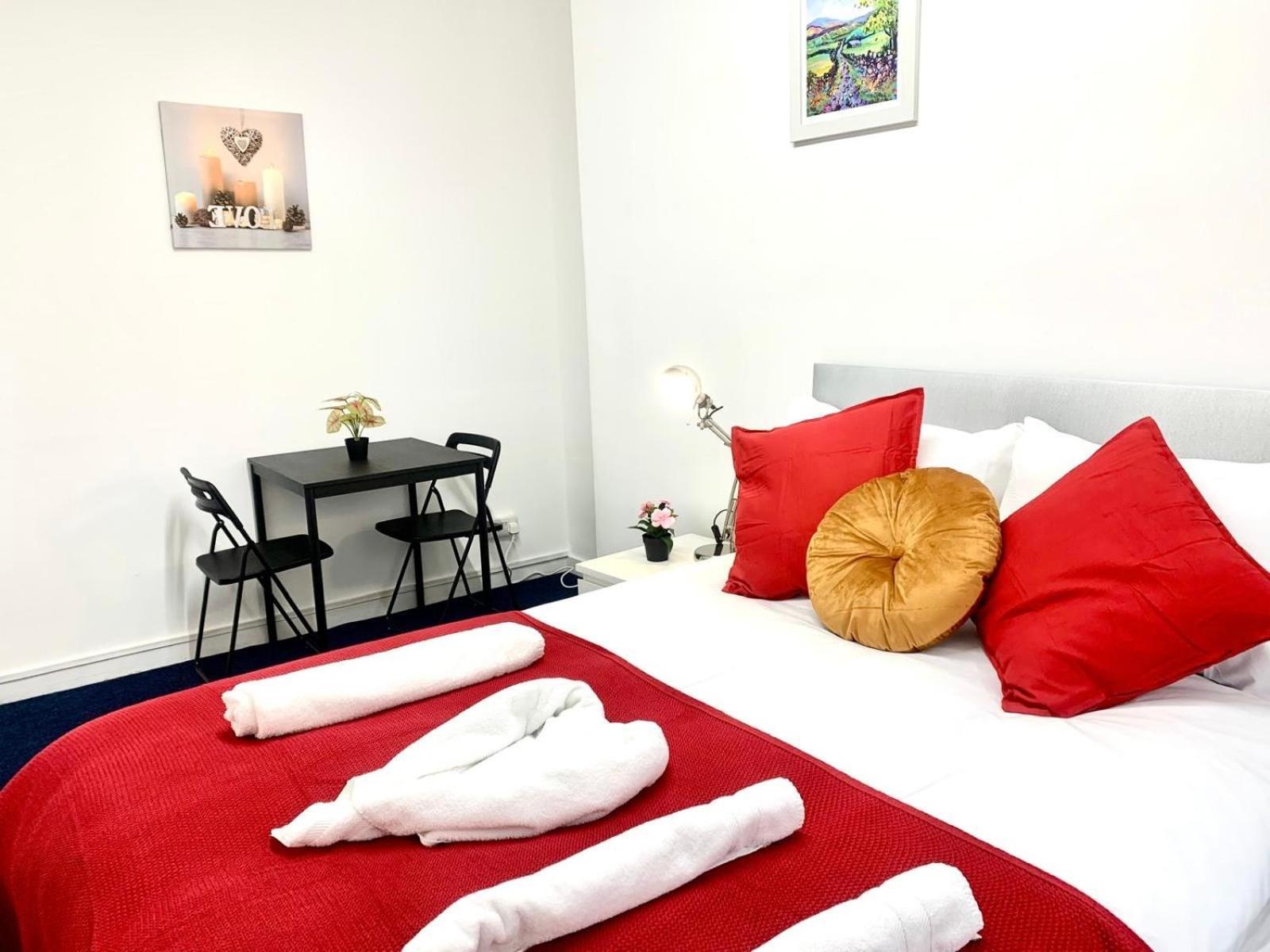 Tea Revolution Bed & Breakfast London Bagian luar foto